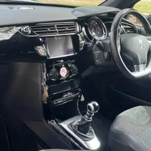 2016 DS3 BlueHDi Prestige Hatchback - Image 7