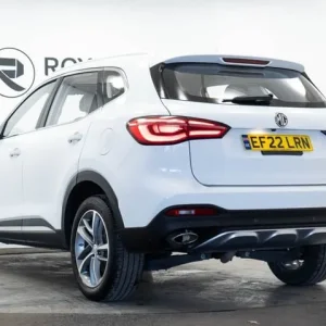 2022 MG HS 1.5 T-GDI Manual SUV - Image 7