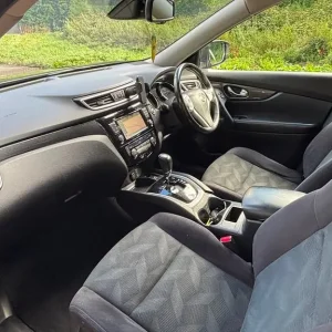 2014 Nissan X-Trail 1.6 dCi Diesel SUV with 360 View Monitor and 19in Alloy Wheels - Image 2