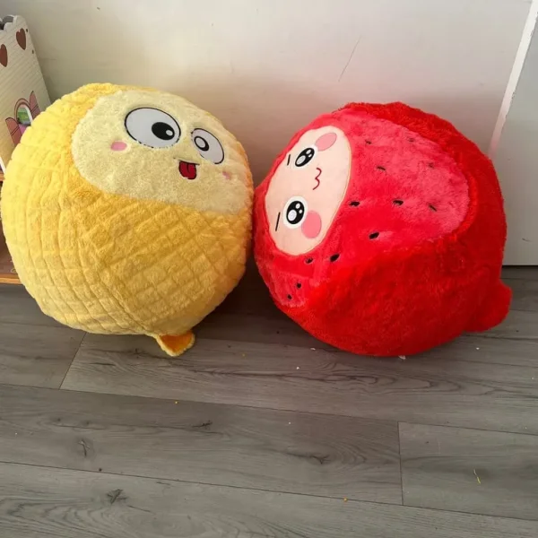 Soft play balls red and yellow