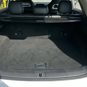 2023 MG HS 1.5 T-GDI Trophy 5-door White Hatchback - Image 4