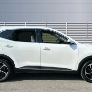 2023 MG HS 1.5 T-GDI Trophy 5-door White Hatchback - Image 5