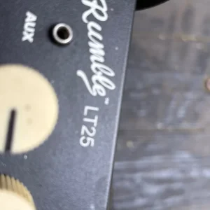 Fender Rumble LT25 bass amplifier - Image 2