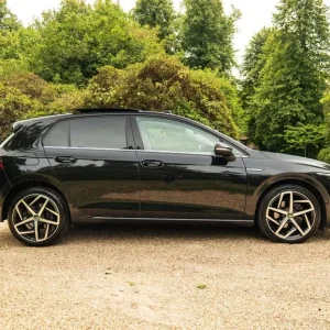 2021 Volkswagen Golf 2.0 TDI Semi-Auto 5-door Hatchback - Image 8