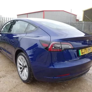 2021 Tesla Model 3 Standard Range with Front and Side Damage – Electric Auto, Starts and Drives - Image 2