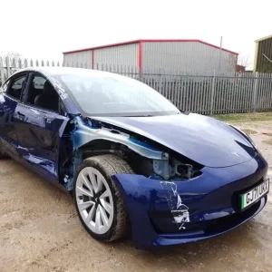 2021 Tesla Model 3 Standard Range with Front and Side Damage – Electric Auto, Starts and Drives - Image 5