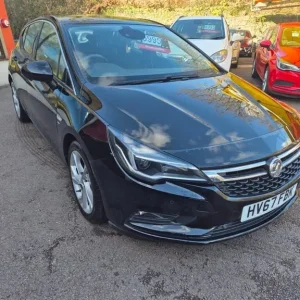 2017 Vauxhall Astra SRI CDTI S/S Hatchback Diesel Manual - Image 3