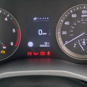 Hyundai Tucson 2017 Manual 1685cc 5-door - Image 8