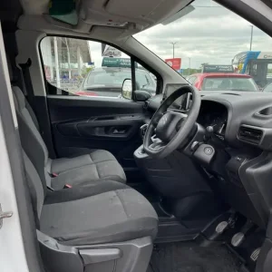 2020 Citroen Berlingo 1.5 BlueHDi Panel Van - Image 6