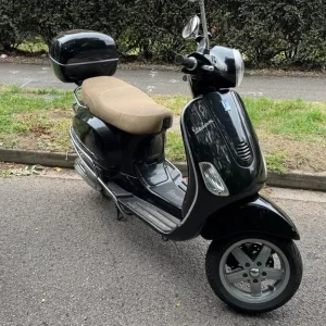 Piaggio Vespa 2013 124cc - Image 2