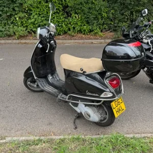 Piaggio Vespa 2013 124cc - Image 6