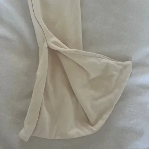 Oh polly Ruched Cut Out Sides Long Sleeves Ivory Mini Dress - Image 4