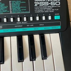 Yamaha PSS-50 Mini Keyboard - Image 3