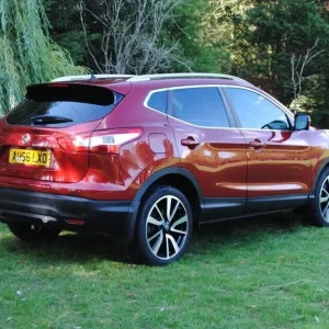 2016 Nissan Qashqai 1.6 dCi Tekna 5-door SUV - Image 2