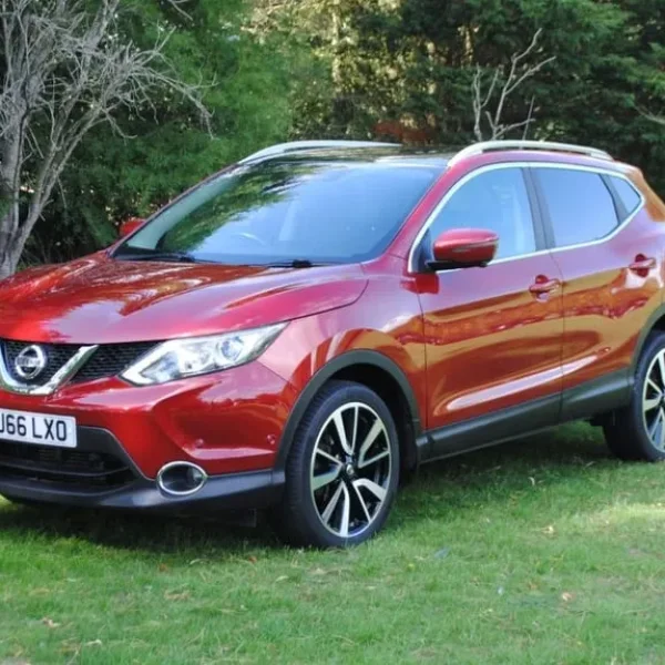 2016 Nissan Qashqai 1.6 dCi Tekna 5-door SUV