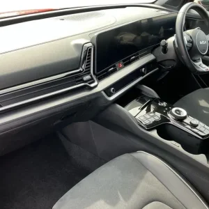 2024 Kia Sportage 1.6T GDi HEV GT-Line 5dr Auto SUV PETROL/ELECTRIC Automatic - Image 7