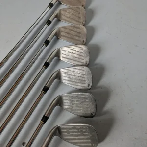 Top-Flite Tour irons - 7-club set with velvet grips - Image 4