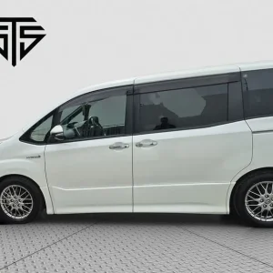Toyota Noah Hybrid Si WXB 2 MPV - Image 5