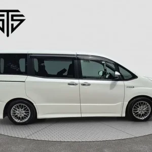 Toyota Noah Hybrid Si WXB 2 MPV - Image 8
