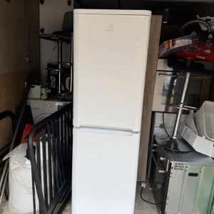 Fridge freezer - Image 4