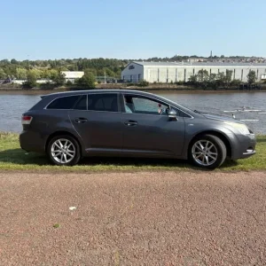 Toyota Avensis Estate 2010 2.2 Diesel Automatic