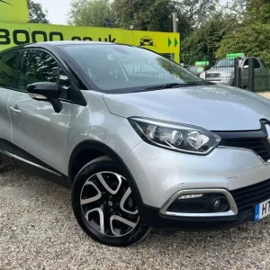 2016 Renault Captur 1.5 Dynamique S Nav Diesel 5-door SUV - Image 4