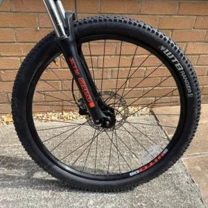 Fuji Nevada 27.5 1.7 Hardtail - Image 4