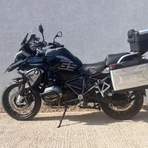 BMW R 1200 Triple Black 2016 Factory Lowered - Image 2