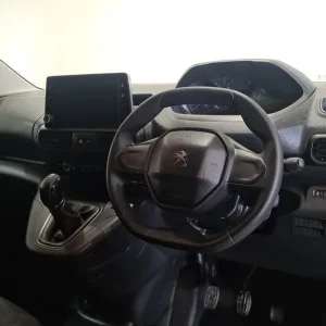 PEUGEOT PARTNER 1.5 BLUEHDI 1000 PROFESSIONAL STANDARD P/V 100 BHP SWB D - Image 5