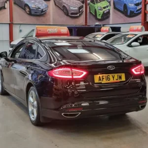 2016 Ford Mondeo Titanium TDCI Hatchback Diesel Manual - Image 6