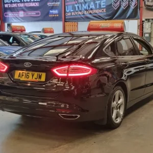 2016 Ford Mondeo Titanium TDCI Hatchback Diesel Manual - Image 8