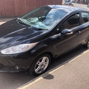 Ford Fiesta Hatchback 2013 Manual 1241cc 5-door - Image 3