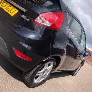 Ford Fiesta Hatchback 2013 Manual 1241cc 5-door - Image 4