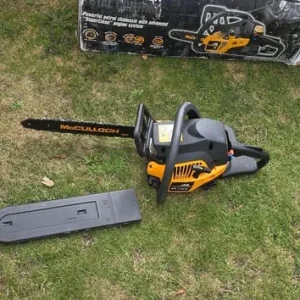 McCullock petrol chainsaw - Image 2