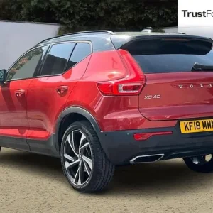 2018 Volvo XC40 2.0 T5 First Edition 5dr AWD with Panoramic Sunroof and Self-Parking - Image 2