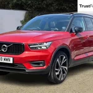 2018 Volvo XC40 2.0 T5 First Edition 5dr AWD with Panoramic Sunroof and Self-Parking - Image 5