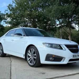 2011 Saab 9-5 2.8T XWD Aero 4-door Automatic - Image 2