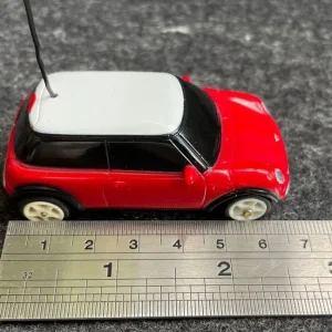 Mini Cooper Remote Control Car – Needs Batteries and a Fix - Image 3