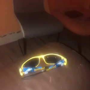 kids boy’s Batman sunglasses - Image 4