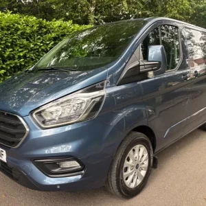 2018 Ford Transit Custom 2.0 EcoBlue Limited 5dr Panel Van - Image 3