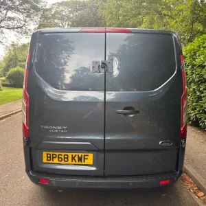 2018 Ford Transit Custom 2.0 EcoBlue Limited 5dr Panel Van - Image 6