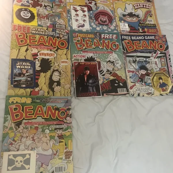 7 x Beano comics with free gifts still attached