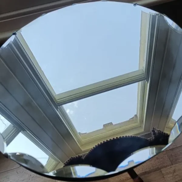 Vintage Scallop Edged Round Wall Mirror