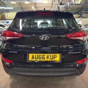 2016 Hyundai Tucson 1.7 CRDi Blue Drive S 5-door Estate Diesel Manual - Image 5