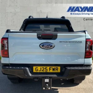 2025 Ford Ranger 2.3 EcoBoost 4WD Plug-in Hybrid - Image 6