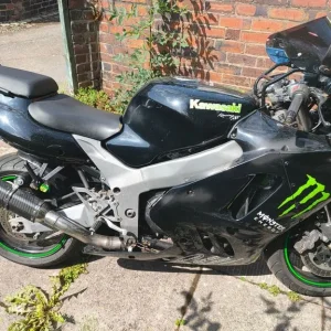 Kawasaki Ninja ZX9R 1995 899cc - Image 2