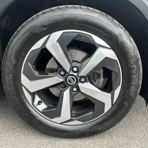 2022 Nissan Qashqai 1.3 DIG-T 5DR Hatchback - Image 6