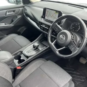 2022 Nissan Qashqai 1.3 DIG-T 5DR Hatchback - Image 8