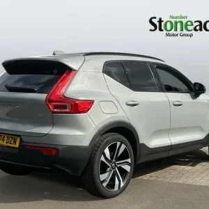 2024 Volvo XC40 Ultra Dark Estate MHEV - Image 2