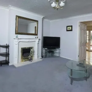 Double and single room to rent - Image 4